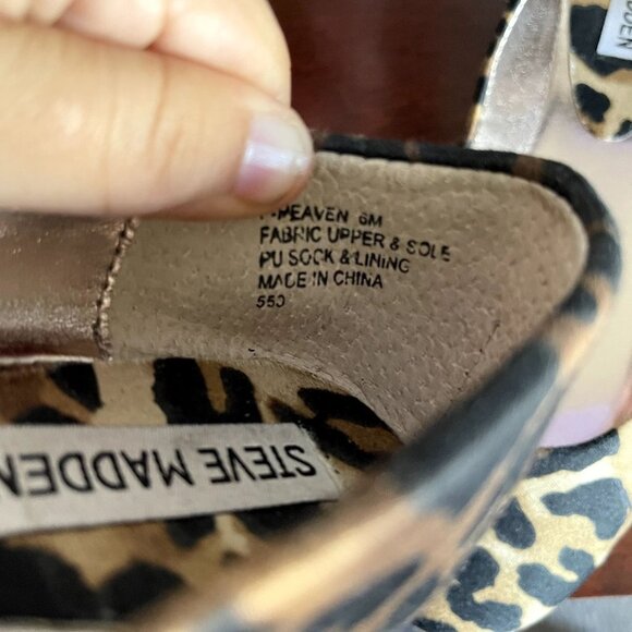 Steve Madden Cheetah Office Flats Size 6 - Picture 2 of 5